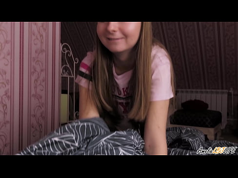 ❤️ Blondie suig haar BFF's diep en kry cum in haar mond ️ Seksvideo by ons ❌❤